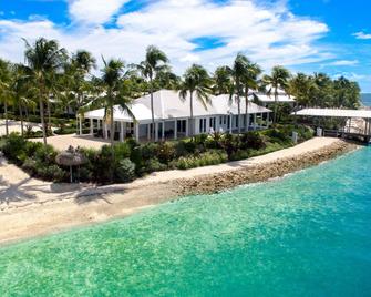 Sunset Key Cottages - Key West - Building