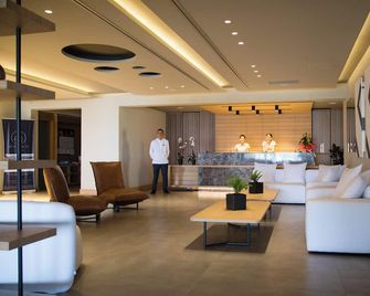 Ikones Seafront Luxury Suites - Rethymno - Lobby