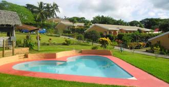 Quest Apartments - Port Vila - Piscina