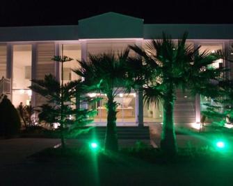Bendis Beach Hotel - Akyarlar - Outdoor view