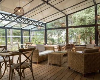 La Villa Vicha, The Originals Relais - Aubais - Salle à manger