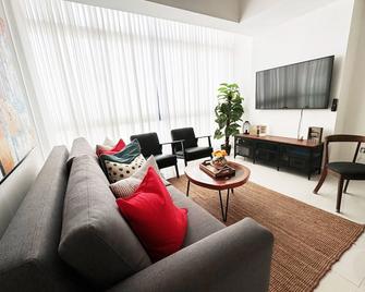 Modern Apartment with easy access - Bajos de Haina - Soggiorno