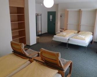 Hotel Crystal - Lauterbrunnen - Bedroom