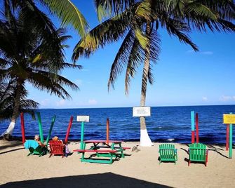 Sandpiper Beach Cabanas - Hopkins - Beach