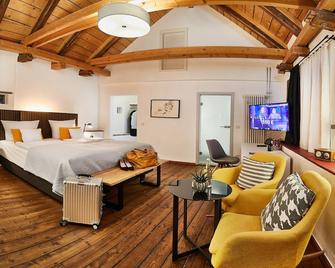 Weinforum Franken Hotel & Restaurant - Eibelstadt - Schlafzimmer
