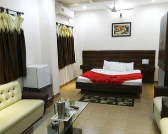 Hotel Alka Palace - Durg - Bedroom