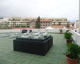 ريزيدينشيال جريكو - فونشال - شرفة