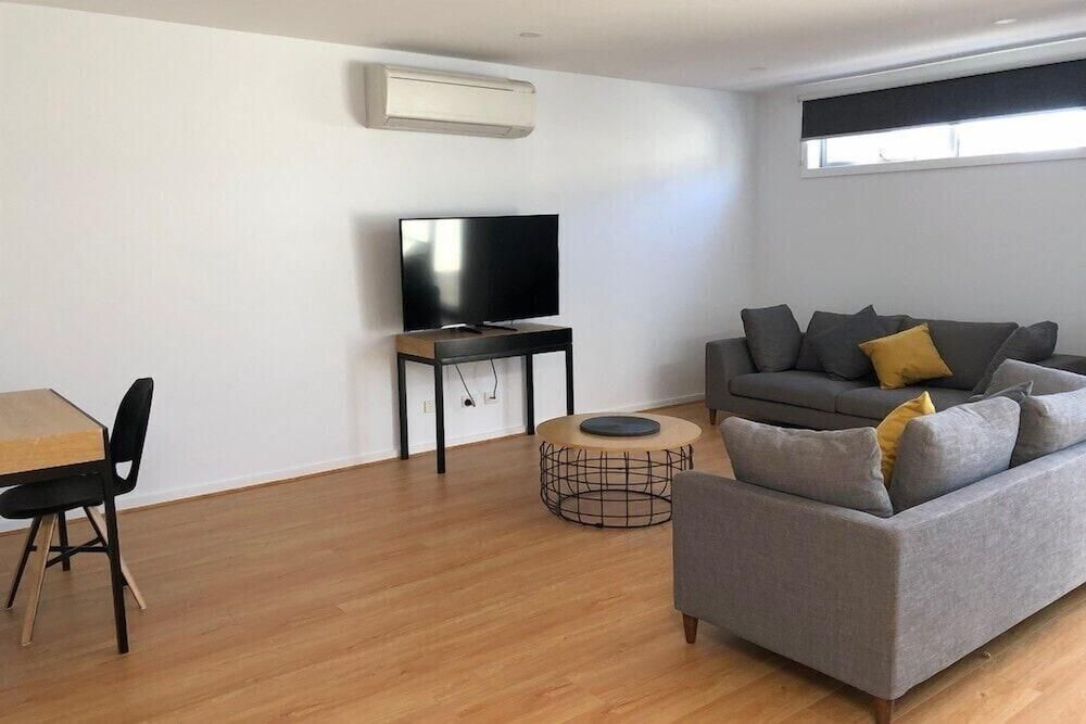 Phillip Island Townhouses - Cowes - Living room