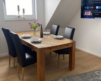Gemuetliche, Moderne Fewo Hedi - Bad Wünnenberg - Comedor