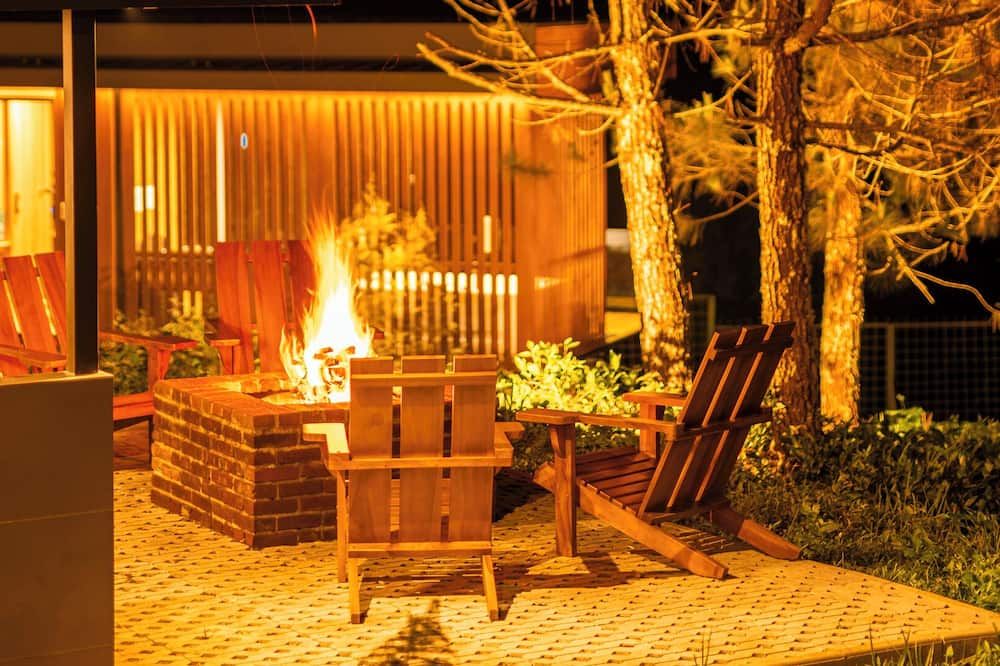 Bobocabin Signature Sukawana, Bandung - Bandung - Patio