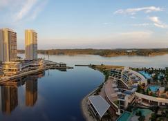 Luxurious Exquisite Seaview Private Marina Condominium - Nusajaya - Outdoors view