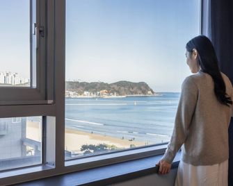 H-Avenue Hotel Yeongildae - Pohang - Balcony