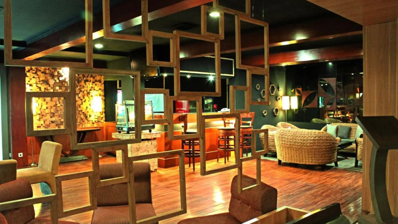 Patra Semarang Hotel & Convention