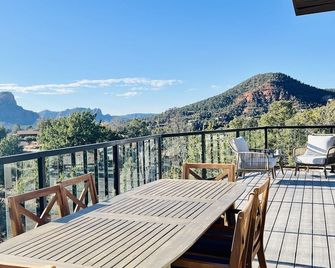 Stargazer Sedona 5br Luxury Retreat Epic Red Rock Views Hot Tub - Sedona - Balcon