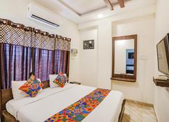 Fabhotel Seva Service Apartment - Nagpur - Bedroom
