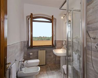 La Casa Gialla A Montignoso - Montignoso