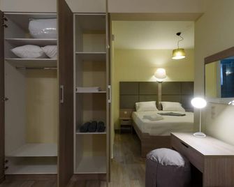 Coastal Dreamy Retreat, Dive in Dimitra's Paradise - Foinikounta - Schlafzimmer