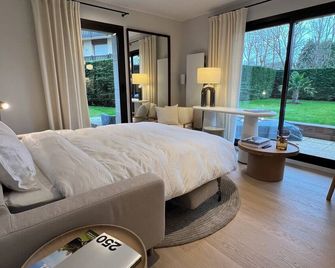 La Suite Jardin Premium - 2 personnes - Plage Deauville - Deauville - Slaapkamer
