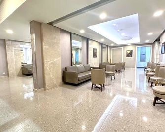 O2 Grand Suvarnabhumi Airport - Free Scheduled Shuttle from Hotel to Suvarnabhumi Airport - Bang Phli - Lobby