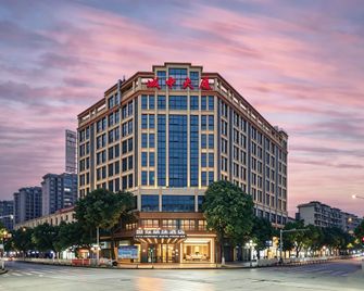 City Comfort Hotel (Luocheng Chengzhong Building) - Liuzhou - Edificio