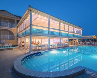 Filoxenia Hotel - Zante - Piscine