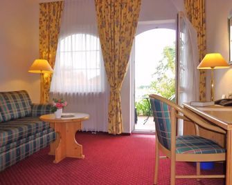 Landhaus Mueritzgarten Hotel Garni - Röbel/Müritz