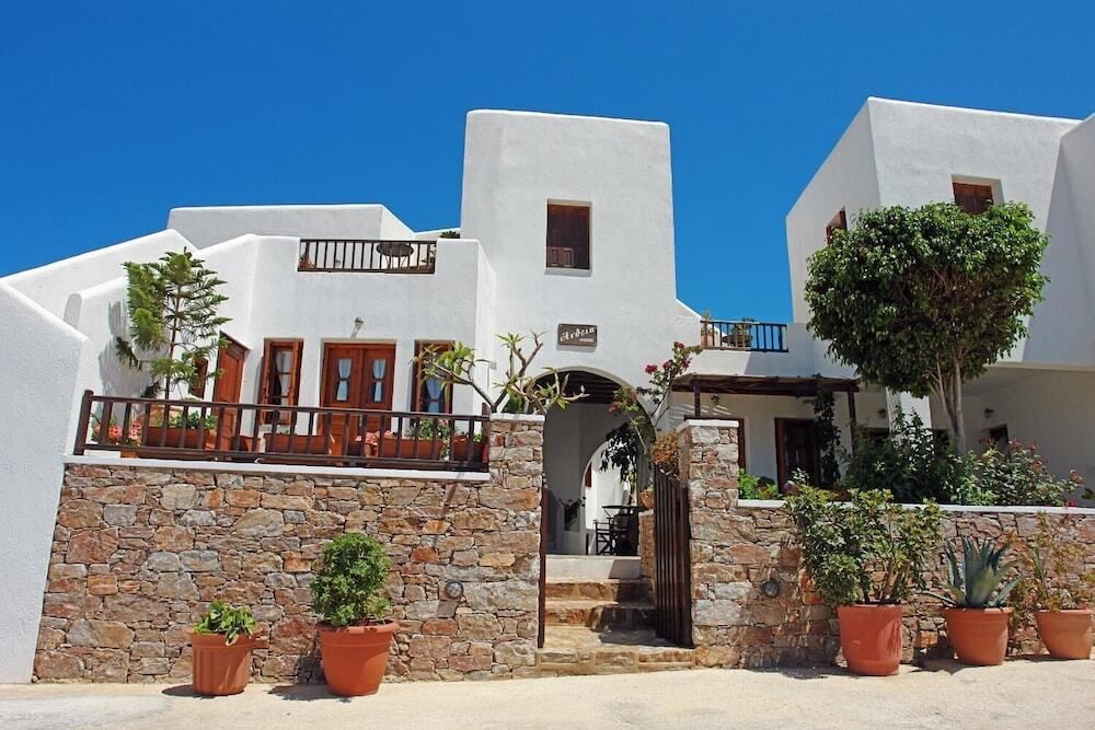 Antheia - Folegandros - Building