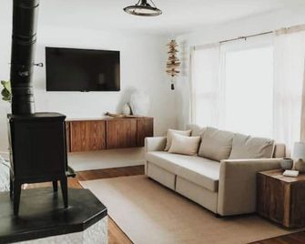 Quiet Cottage in the Valley with Outdoor Sauna - Winona - Soggiorno