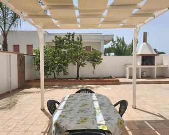 Villetta Alessia - Marina di Mancaversa - Patio