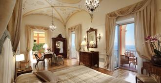 Grand Hotel Excelsior Vittoria - Sorrento - Camera da letto