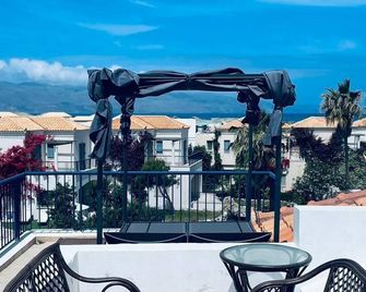 Cassiopeia Penthouse - Maleme - Balkón