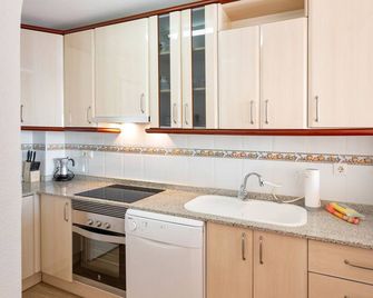 Apartamentos Turisticos Isla Grosa - La Manga - Kitchen