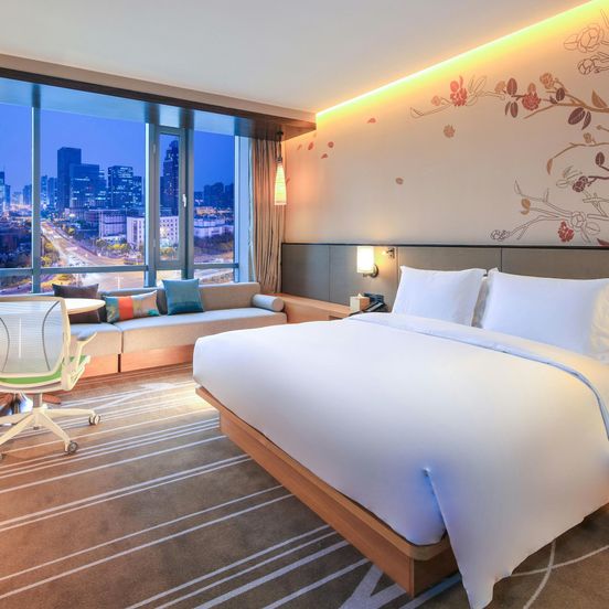 Hilton Garden Inn Ningbo image 1