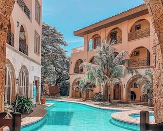 Corto del Mar Hotel - קורון - בריכה