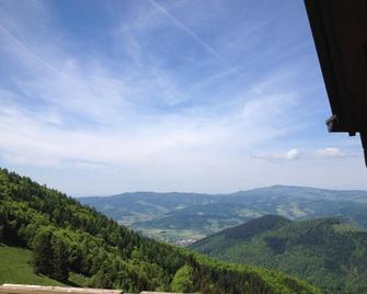 Black Forest Bike Hostel - Kirchzarten - Outdoors view