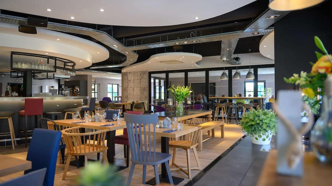 فندق ومطعم كامبانيل أيندهوفن