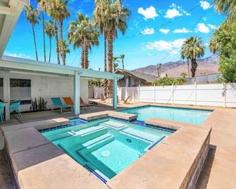 Vista Lux Hideaway - Palm Springs - Pool