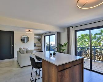 Oceanview - 1bedroom - Walk to beach - Simpson Bay - Eetruimte