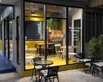 Free Way Kata Beach Hostel - Karon