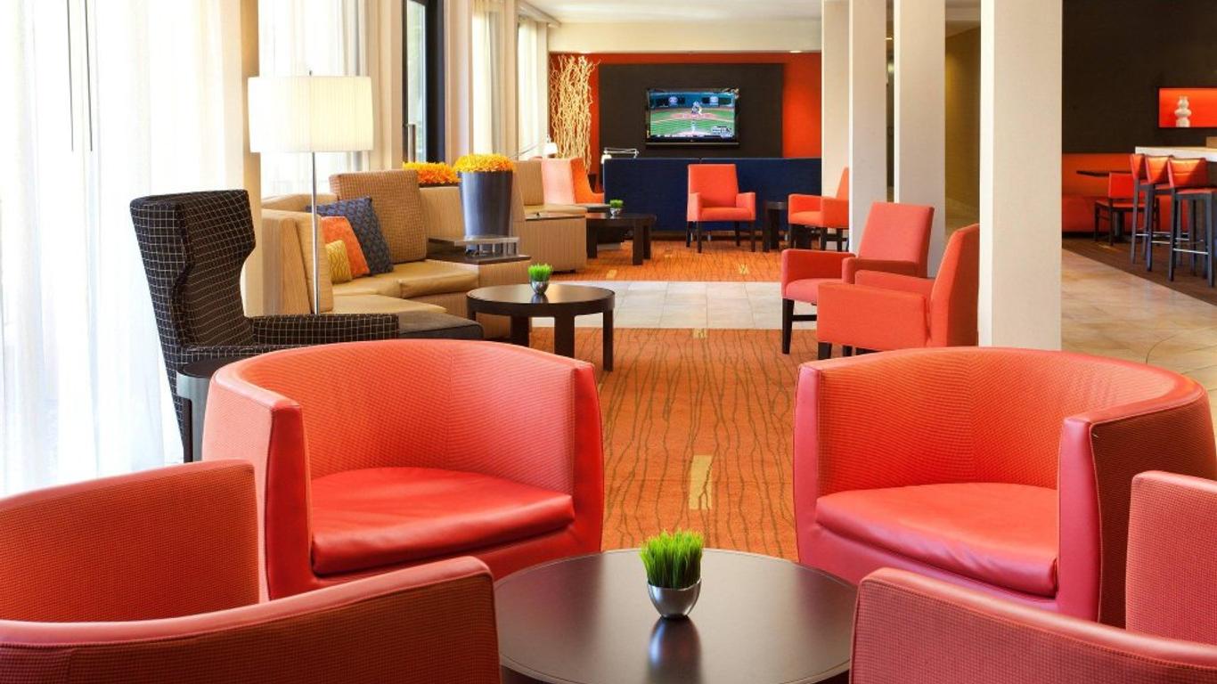 Courtyard by Marriott San Francisco Airport