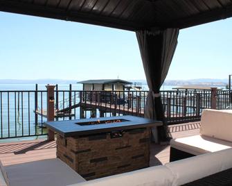 Lake House in Nice - Nice - Balcony