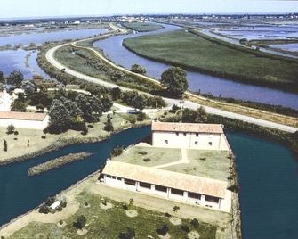 Hotel Rurale Cannevie - Lido di Volano - Vista del exterior