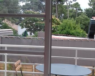 Coquet Appartement Idéalement Situé Centre Hossegor - Soorts-Hossegor - Balcony