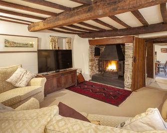 Royal Oak Cottage Withypool - Withypool - Living room