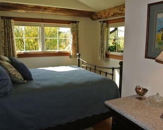 The Candy Kitchen Near Historic Glacier Pk Lodge & Golf Course - East Glacier Park - Bedroom