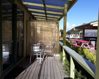 Whatuwhiwhi Top 10 Holiday Park - Kaitaia - Balcony
