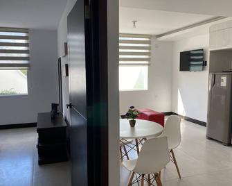 Departamento en Tarija Altos Verdes - Tarija - Comedor