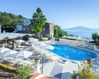 Hotel Iaccarino - Massa Lubrense - Pool
