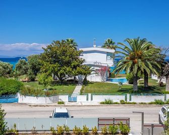 Eternity Blue Exclusive Villa - Sunrise Villas - Kassandreia