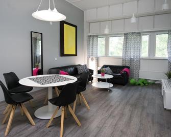 Innotelli Apartments - Helsinki - Yemek odası